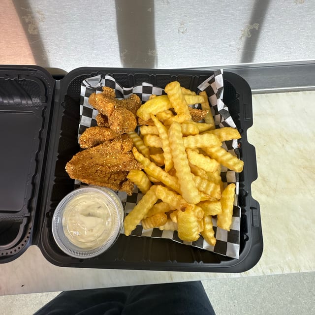 Catfish Nugget Basket.
